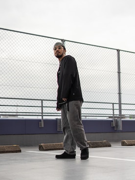 「アイテム（カーディガン/ボレロ）」を使った、matsuokaさん（メンズ・170cm・30代）の春コーディネート