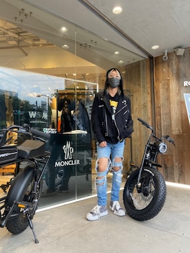 「MONCLER（モンクレール）のアイテム（ジャケット/アウター）」を使った、Ko-taro-さん（メンズ・170cm）の夏コーディネート