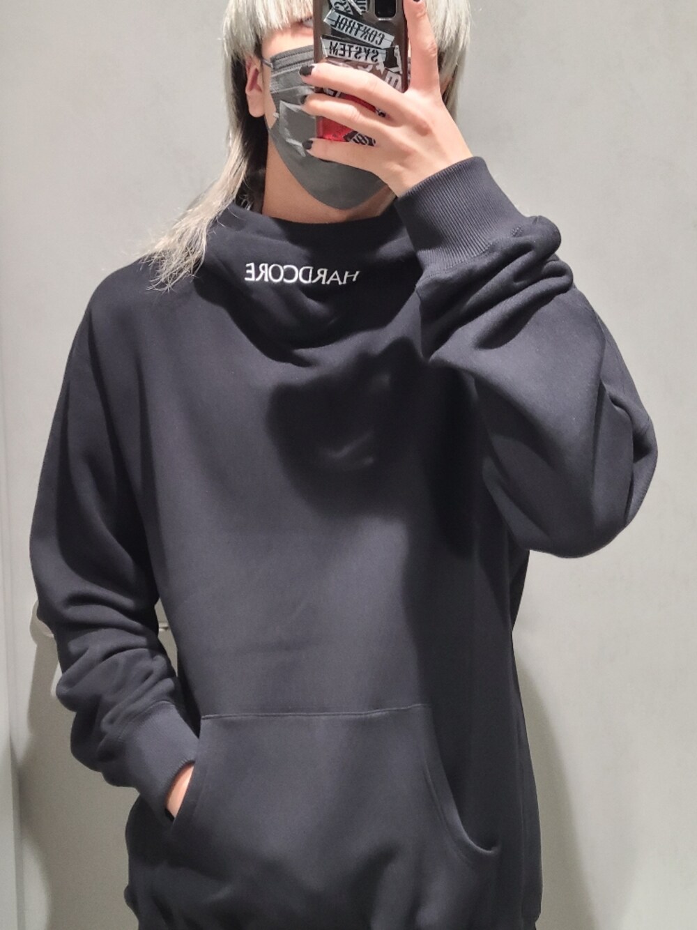 「カジュアル、JOHN LAWRENCE SULLIVAN、いいね、save、フォローお願いします🤑、モード、ストリート、ootd」｜「JOHN LAWRENCE SULLIVANのアイテム（トップス、ブラック系）」を使った、Ko-taro-さん（メンズ・170cm）の秋コーディネートの1枚目の写真