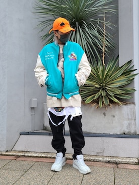 「ROYAL FLASH（ロイヤルフラッシュ）のアイテム（スウェットパンツ）」を使った、Ko-taro-さん（メンズ・170cm）の春コーディネート