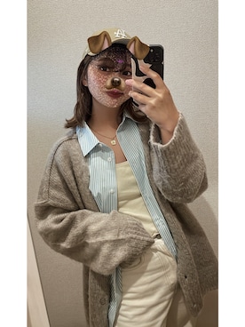 犬と服とわたくしさんの「【限定展開】深Vネックシャギー2WAYニットカーディガン」を使ったコーディネート