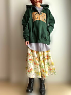 「SPINNS(スピンズ)のアイテム(パーカー)」を使った、miii。さん(レディース・148cm)の春コーディネート