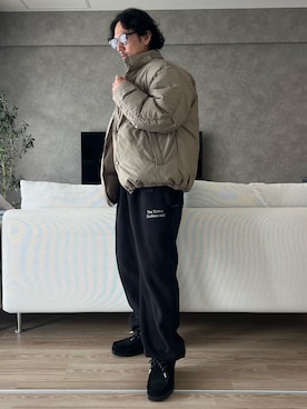 「Clarks（クラークス）のアイテム」を使った、Naoto さん（メンズ・170cm）の冬コーディネート