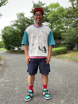 「DC（ディーシー）のアイテム」を使った、ノビ山本さん（メンズ・170cm）の秋コーディネート