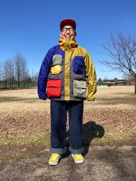 「FRUIT OF THE LOOM（フルーツオブザルーム）のアイテム（キャップ）」を使った、ノビ山本さん（メンズ・170cm）の春コーディネート