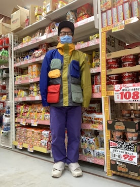 「FRUIT OF THE LOOM（フルーツオブザルーム）のアイテム（キャップ）」を使った、ノビ山本さん（メンズ・170cm）の秋コーディネート