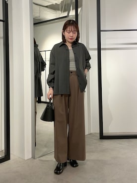 「Lui's（ルイス）のベルトデザインストライプシャツ（シャツ/ブラウス、グレー系）」を使った、YU さん（レディース・159cm）の夏コーディネート
