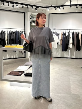 「Lui's（ルイス）のチュールドッキングティアードプルオーバーTシャツ（Tシャツ/カットソー、グレー系）」を使った、YU さん（レディース・159cm）の夏コーディネート