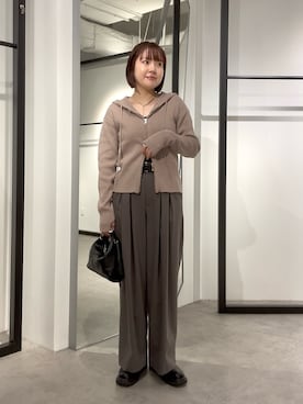 「アイテム（ベルト）」を使った、YU さん（レディース・159cm）の秋コーディネート