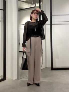 「Lui's（ルイス）の【miu企画】マーブルプリント袖フレアシアートップス（Tシャツ/カットソー、ブラック系）」を使った、YU さん（レディース・159cm）の夏コーディネート