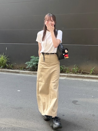 「MUSINSA STANDARD WOMAN（ムシンサスタンダードウーマン）のウィメンズ CP マキシスカート [ベージュ]（スカート）」を使った、かほこ。さん（レディース・162cm）の夏コーディネート