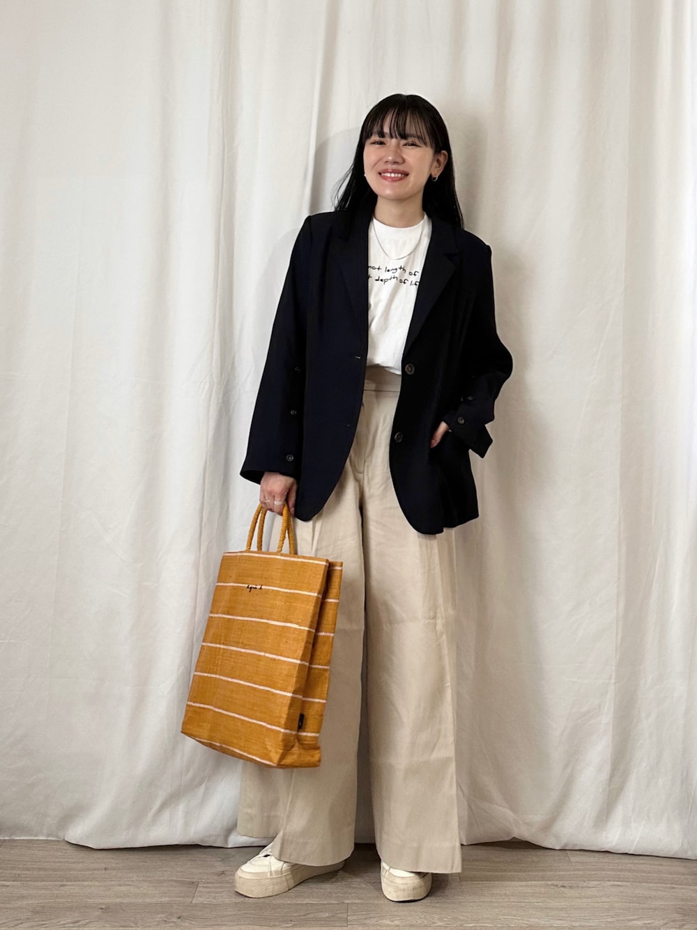 agnes b.　アニエスベー　マダガスカルトート　かごバッグ　ラフィア agnès b.（アニエス・べー）」のラフィアのかごバッグに私も