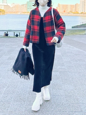 「厚底」｜「アイテム（ノーカラージャケット）」を使った、かほこ。さん（レディース・162cm）の冬コーディネート