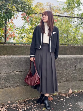 「アイテム（ニット/セーター）」を使った、かほこ。さん（レディース・162cm）の秋コーディネート