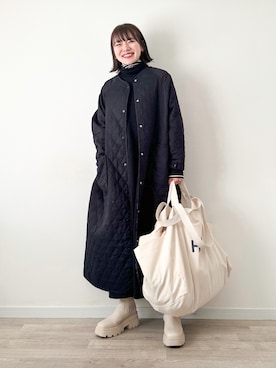 「Libra Cue（リブラ キュー）のアイテム（ノーカラーコート）」を使った、かほこ。さん（レディース・162cm）の冬コーディネート