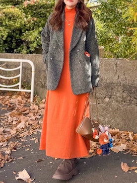 「アイテム（テーラードジャケット、グレー系）」を使った、かほこ。さん（レディース・162cm）の冬コーディネート