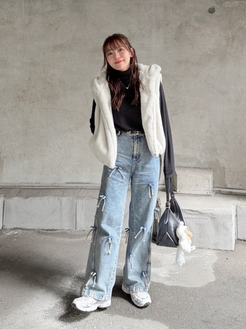 「MAISON SPECIAL（メゾンスペシャル）のRibbon Denim/リボンデニム【MAISON SPECIAL/メゾンスペシャル】（デニムパンツ）」を使った、かほこ。さん（レディース・162cm）の秋コーディネート