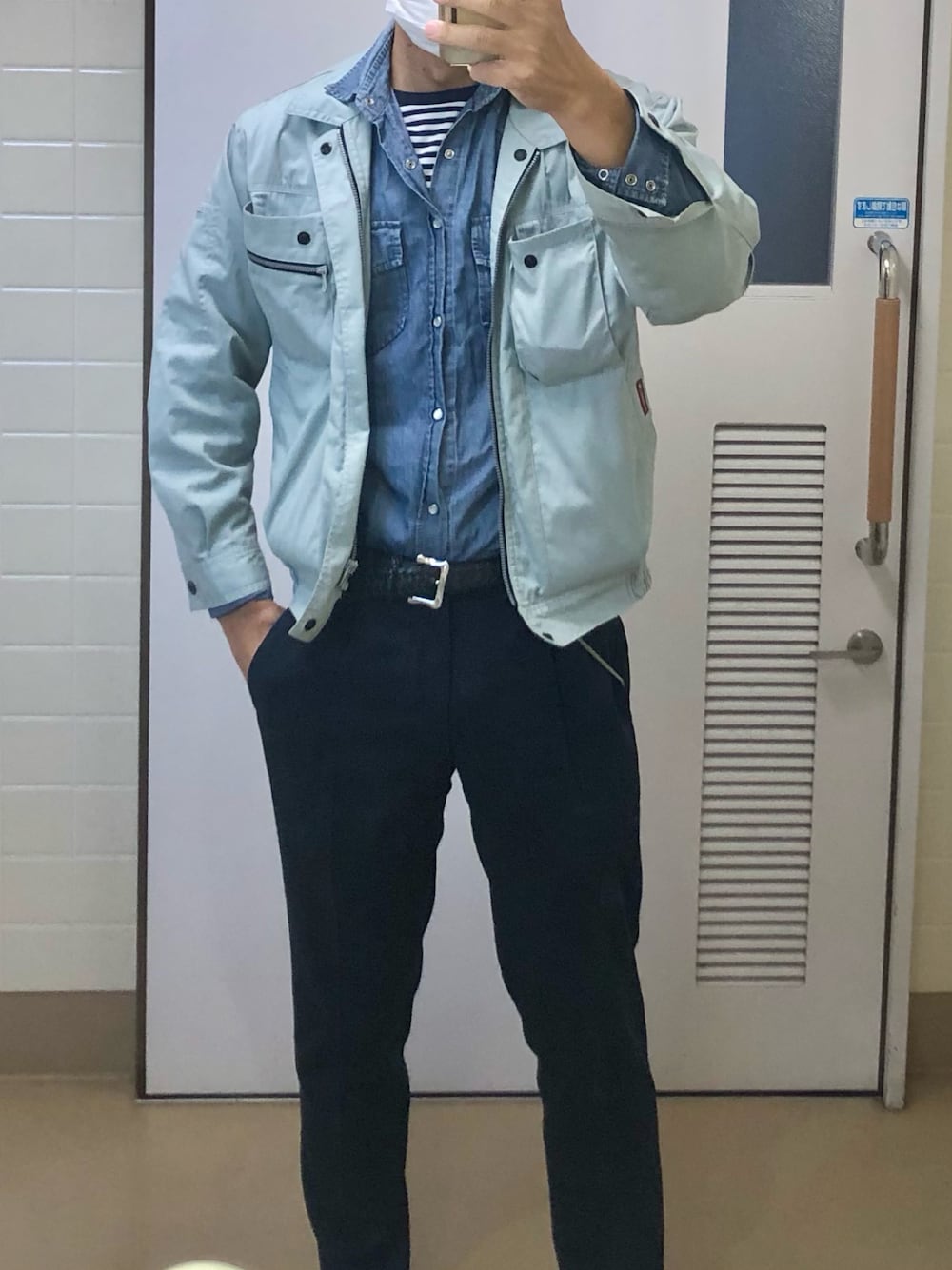 「クールビズ、出勤」｜「自重堂のアイテム（ジャケット/アウター、グリーン系）」を使った、RTさん（メンズ・177cm）の秋コーディネートの1枚目の写真