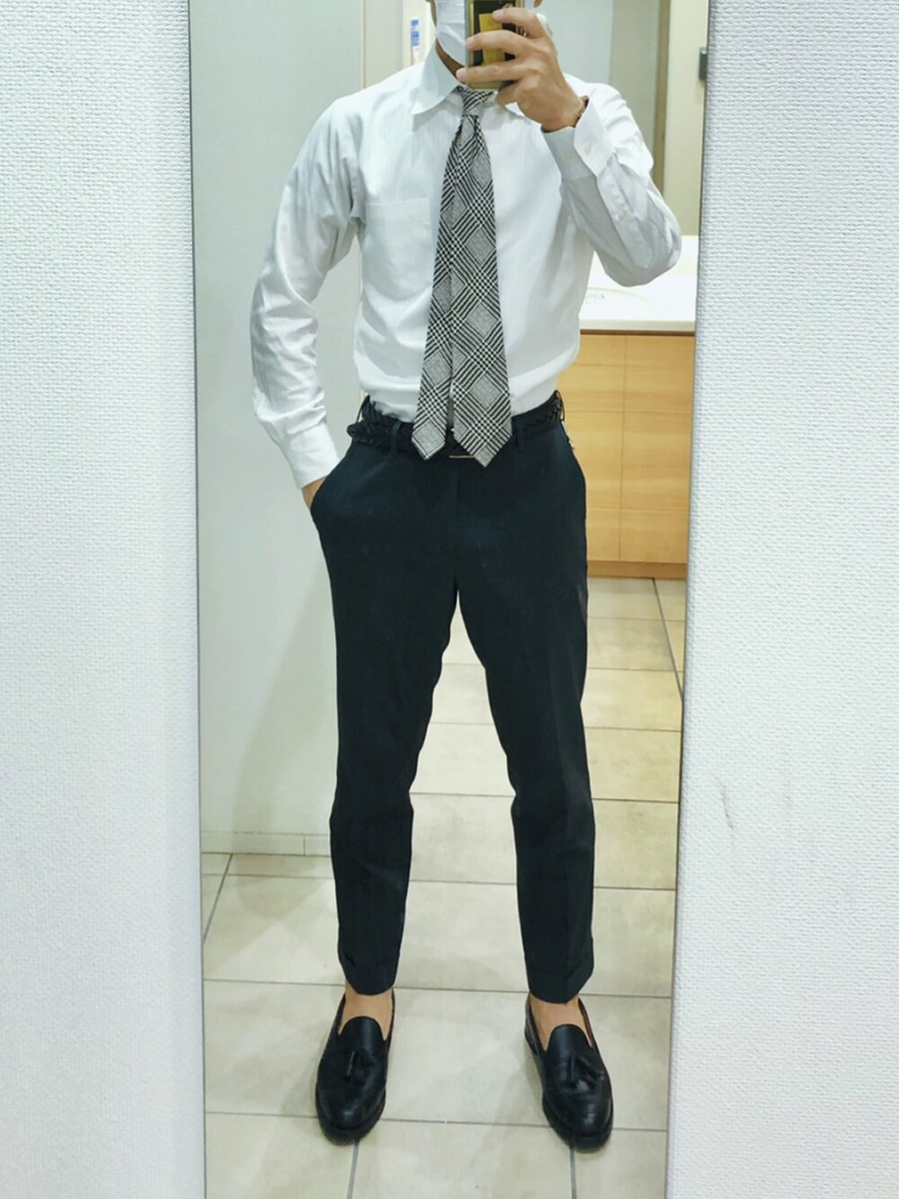 「出勤、クールビズ」｜「FRANCO BASSIのアイテム（ネクタイ、グレー系）」を使った、RTさん（メンズ・177cm）の夏コーディネートの1枚目の写真
