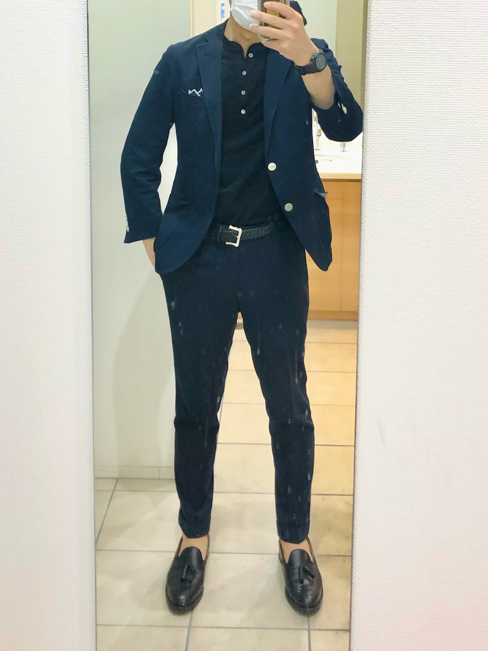 「出勤、クールビズ」｜「BRILLA per il gustoのアイテム（トップス、ブラック系）」を使った、RTさん（メンズ・177cm）の春コーディネートの1枚目の写真