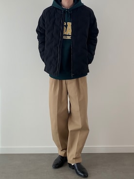「ロゴパーカー」｜「アイテム（スウェット）」を使った、sawaさん（メンズ・173cm）の冬コーディネート