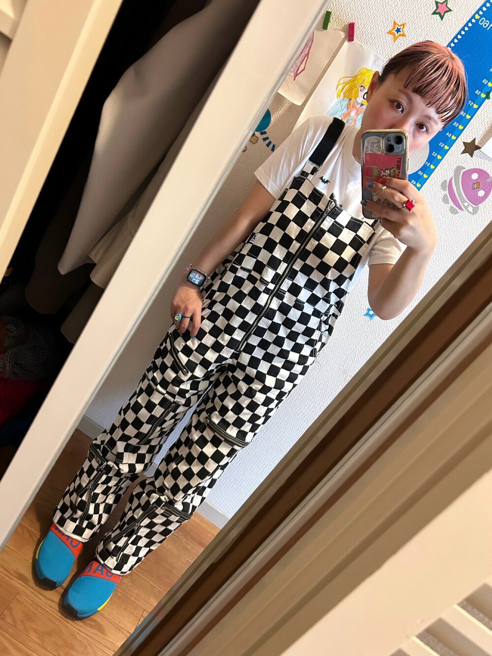 「X-girlの#1 SKATER TWILL FLIGHT OVERALLS（つなぎ/オールインワン、その他）」を使った、◎みお◎さん（レディース・150cm）の秋コーディネートの1枚目の写真