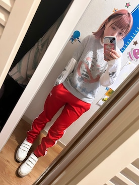 「アイテム（スウェットパンツ、レッド系）」を使った、◎みお◎さん（レディース・150cm）の春コーディネート