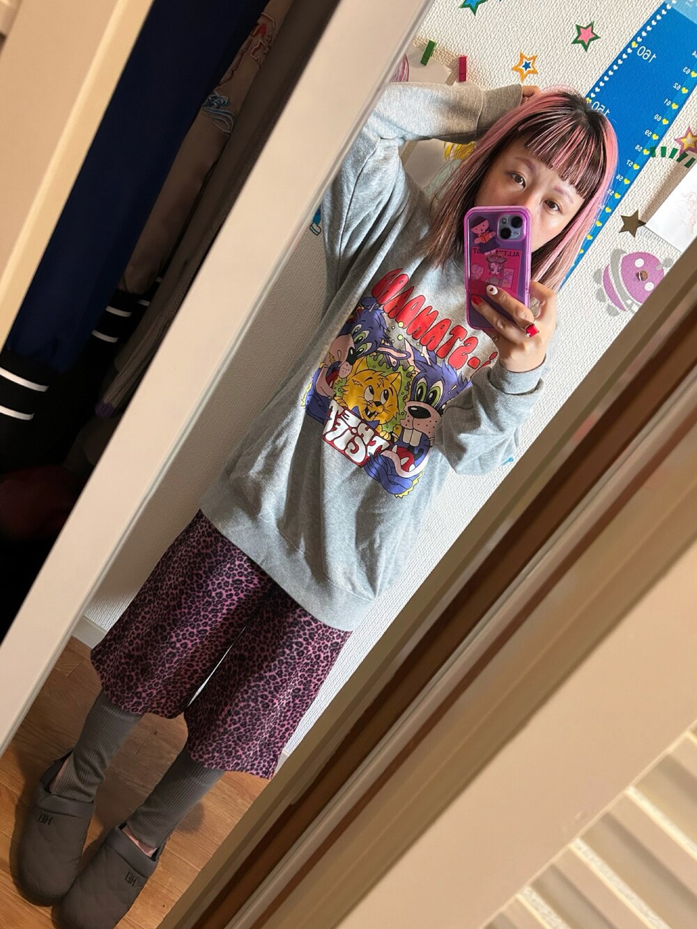 「MEIの【一部店舗限定】【MEI/メイ】キルティングモックシューズ（スリッポン、グレー系）」を使った、◎みお◎さん（レディース・150cm）の秋コーディネートの1枚目の写真