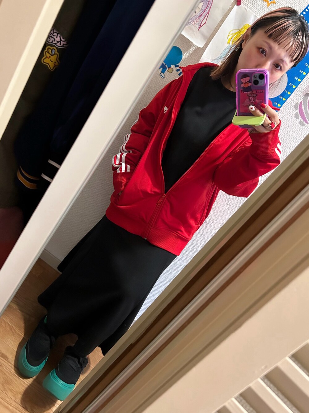 「UGGのUGG W MARIN MEGA LACE / アグ マリン メガ レース（スニーカー、ブラック系）」を使った、◎みお◎さん（レディース・150cm）の秋コーディネートの1枚目の写真