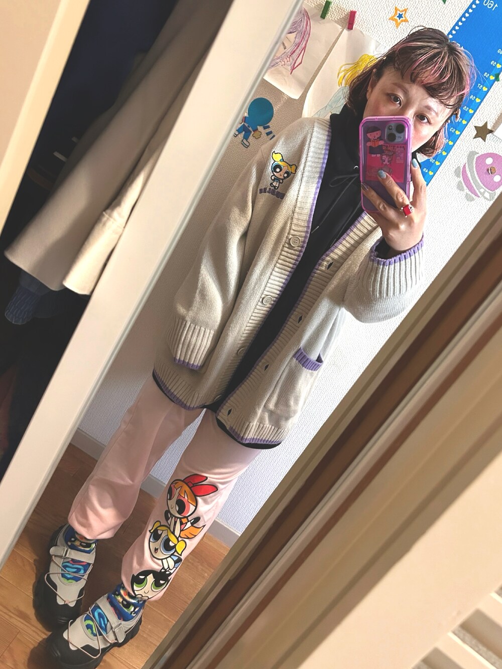 「SHEINのアイテム（スウェットパンツ、ピンク系）」を使った、◎みお◎さん（レディース・150cm）の冬コーディネートの1枚目の写真