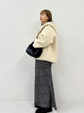 「アイテム（ムートンコート）」を使った、satoさん（レディース・156cm）の秋コーディネート