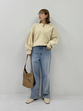 「アイテム（スリッポン、ホワイト系）」を使った、satoさん（レディース・156cm）の秋コーディネート