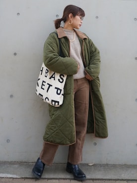 「Robin Rose（ロビンローズ）のアイテム」を使った、ふみかさん（レディース・163cm）の冬コーディネート