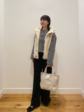 「デートコーデ」｜「アイテム（その他アウター）」を使った、せいくらさん（レディース・159cm）の秋コーディネート