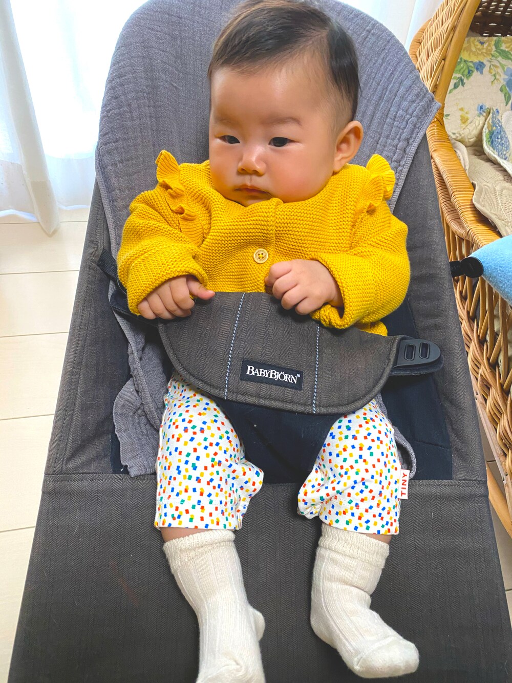 「3ヶ月コーデ」｜「H&Mのアイテム（その他ベビーウェア、イエロー系）」を使った、KENHAYARIHITO♡KARINさん（キッズ・100cm）の秋コーディネートの1枚目の写真