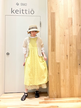 「Samansa Mos2（サマンサ モスモス）のレトロ壁紙風柄スカート（スカート）」を使った、タブンネさん（レディース・166cm）の春コーディネート