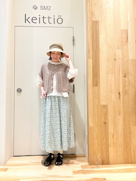 「Samansa Mos2（サマンサ モスモス）のレトロ壁紙風柄スカート（スカート）」を使った、タブンネさん（レディース・166cm）の春コーディネート