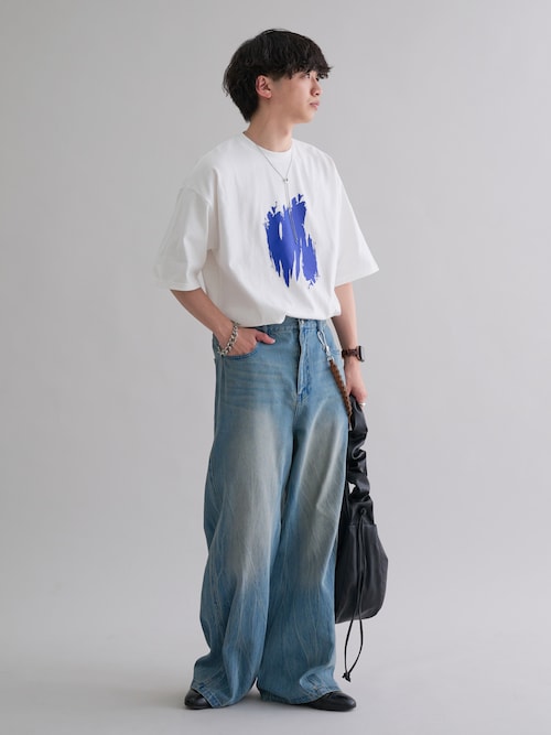 グラフィックルーズ半袖Tee