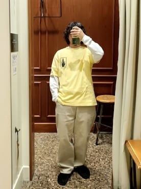 「Parra（パーラ）のアイテム（Tシャツ/カットソー、イエロー系）」を使った、D.nakamuraさん（メンズ・167cm）の春コーディネート