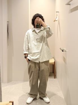「coorのアイテム（シャツ/ブラウス、ホワイト系）」を使った、D.nakamuraさん（メンズ・167cm）の春コーディネート