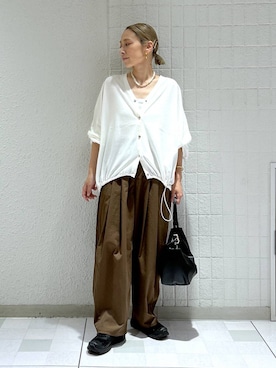 「A part by（アパートバイ）の【不動の人気】コクーンボリュームパンツ≪追加7≫（その他パンツ、ブラウン系）」を使った、yato-miさん（レディース・158cm）の夏コーディネート