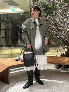 「アイテム（ミリタリージャケット）」を使った、yato-miさん（レディース・158cm）の秋コーディネート