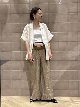 「A part by（アパートバイ）のフラワーシシュウパンツ（スウェットパンツ、ベージュ系）」を使った、yato-miさん（レディース・158cm）の夏コーディネート