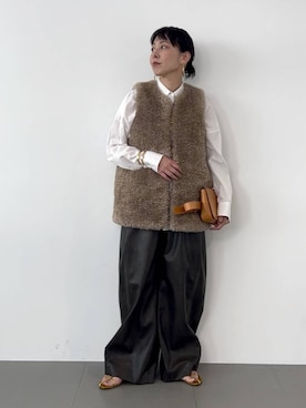 「アイテム（バングル/リストバンド）」を使った、yato-miさん（レディース・158cm・40代）の秋コーディネート
