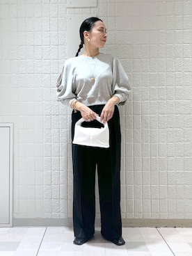 「アパートバイローリーズ」｜「アイテム（スウェット）」を使った、yato-miさん（レディース・158cm）の秋コーディネート