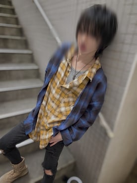 「glamb（グラム）の長袖シャツ（シャツ/ブラウス、ブルー系）」を使った、SGさん（メンズ・170cm）の春コーディネート
