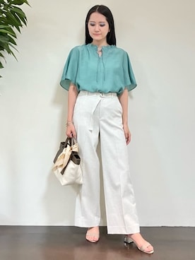 「アイテム（ストール/ショール）」を使った、カレンさん（レディース・162cm）の夏コーディネート