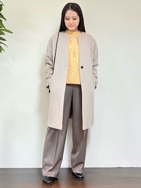 「アイテム（ノーカラーコート、ベージュ系）」を使った、カレンさん（レディース・162cm）の冬コーディネート