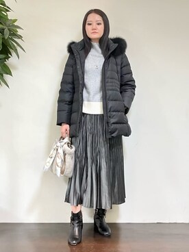 「UNTITLED（アンタイトル）の【はっ水機能/フード取り外し可】ミディダウンコート（ダウンジャケット/コート、ブラック系）」を使った、カレンさん（レディース・162cm）の冬コーディネート