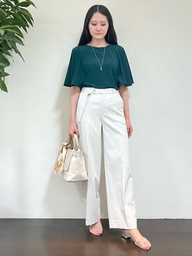 「アイテム（ストール/ショール）」を使った、カレンさん（レディース・162cm）の夏コーディネート